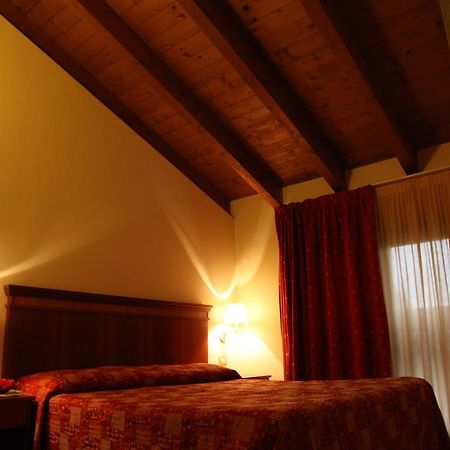 Hotel Il Borghetto Bariano Exterior foto
